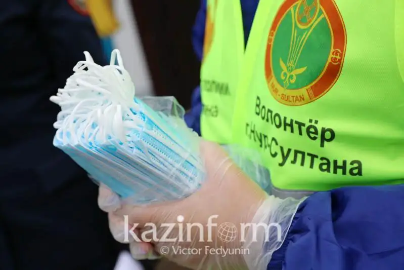 Волонтеры «Астана Жастары» оказывают помощь 150 одиноким пенсионерам