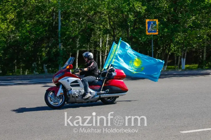 Какие мероприятия пройдут в столице в честь Дня госсимволов