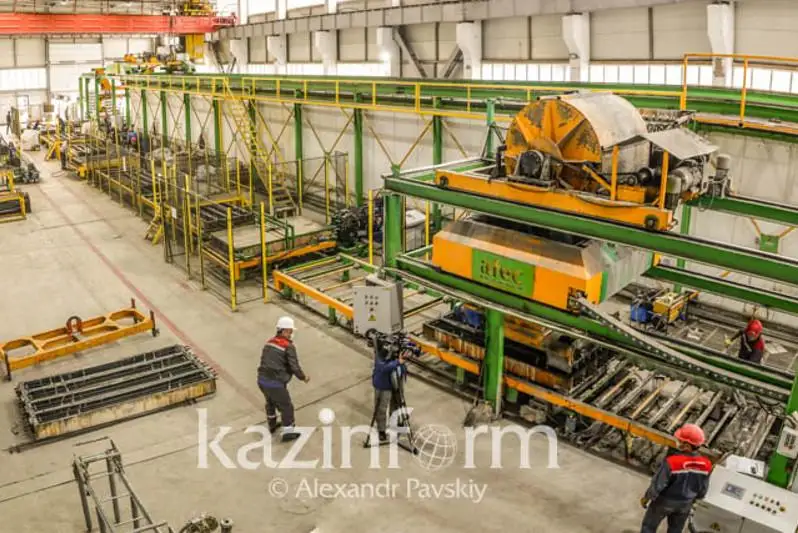 О работе заводов рассказал аким СКО