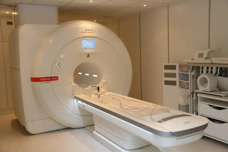 Новейший аппарат МРТ установили в ЗКО