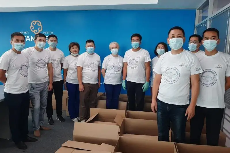 Более 90 продуктовых наборов собрали предприниматели ЗКО для нуждающихся семей