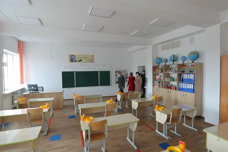 Новую школу построили в одном из поселков ВКО