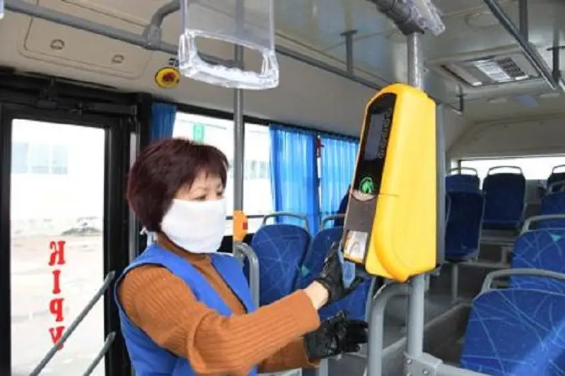В Кокшетау ведется дезинфекция общественного транспорта