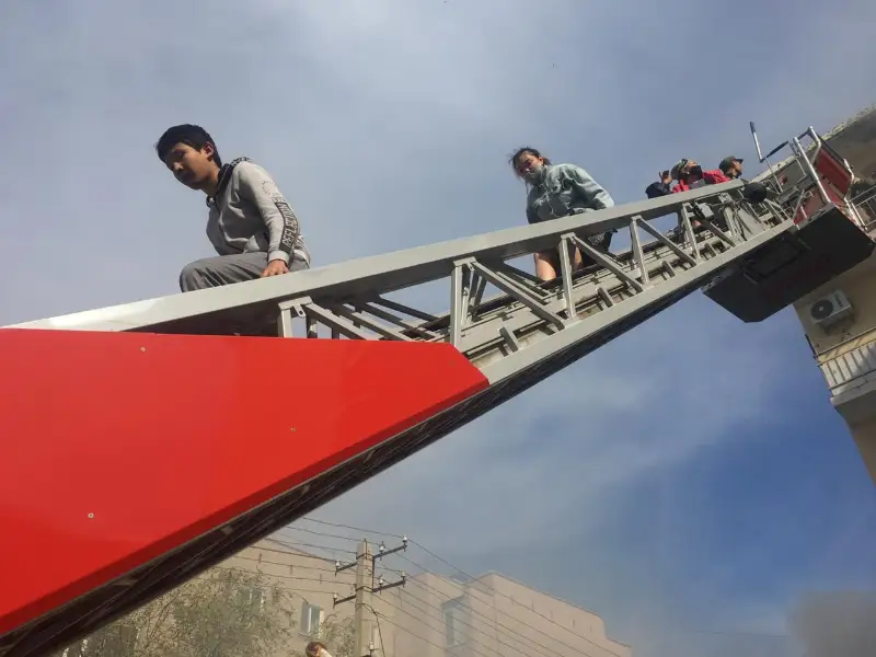 Пожар в жилом доме в Атырау: эвакуировано 18 человек