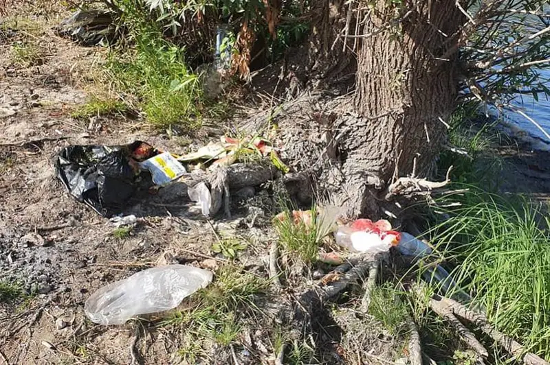 Оставили бутылки и пакеты - Булат Бакауов возмутился поведением павлодарцев