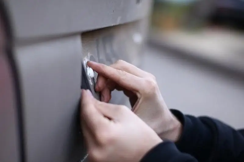 Автомобиль с поддельным номером задержали полицейские Караганды