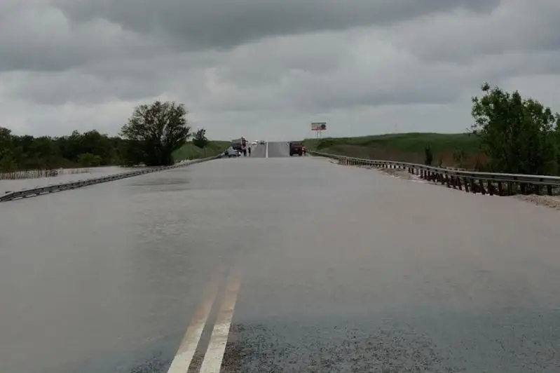 В СКО подтопило участок трассы Челябинск-Новосибирск