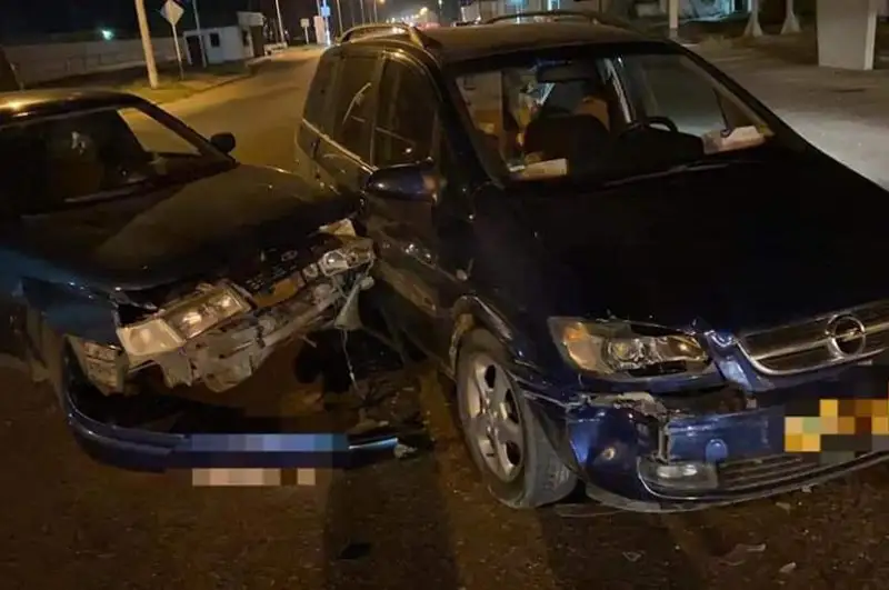 Подросток попал в ДТП на отцовской машине в Атырау