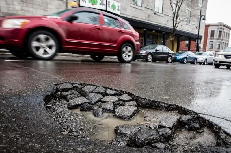 Ондасын Уразалин прокомментировал плохое состояние дорог в Актюбинской области