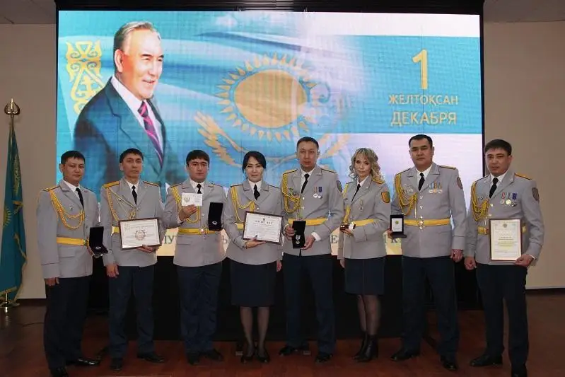Лучших полицейских Актобе отметили ко Дню Первого Президента РК