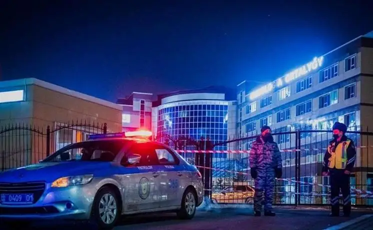 На карантин закрыли два медцентра в Нур-Султане