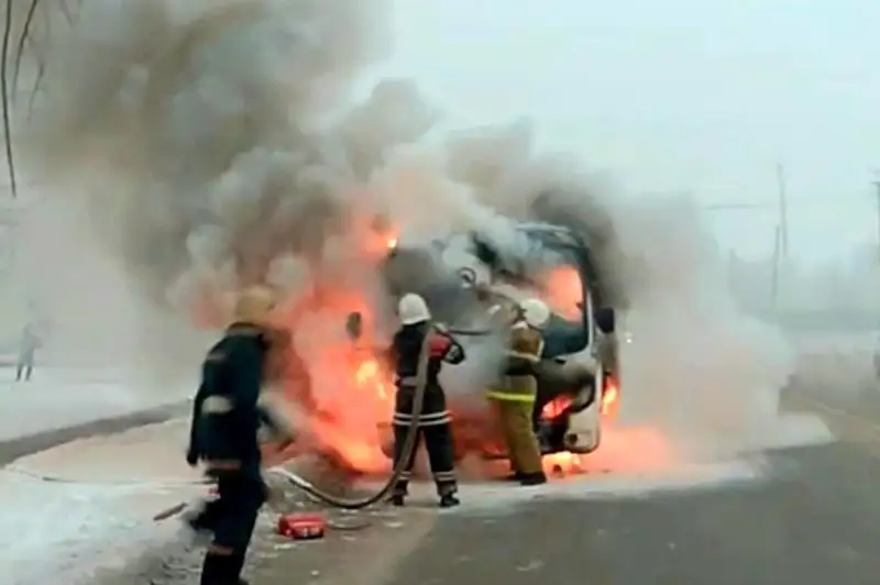 Маршрутный автобус загорелся в Петропавловске
