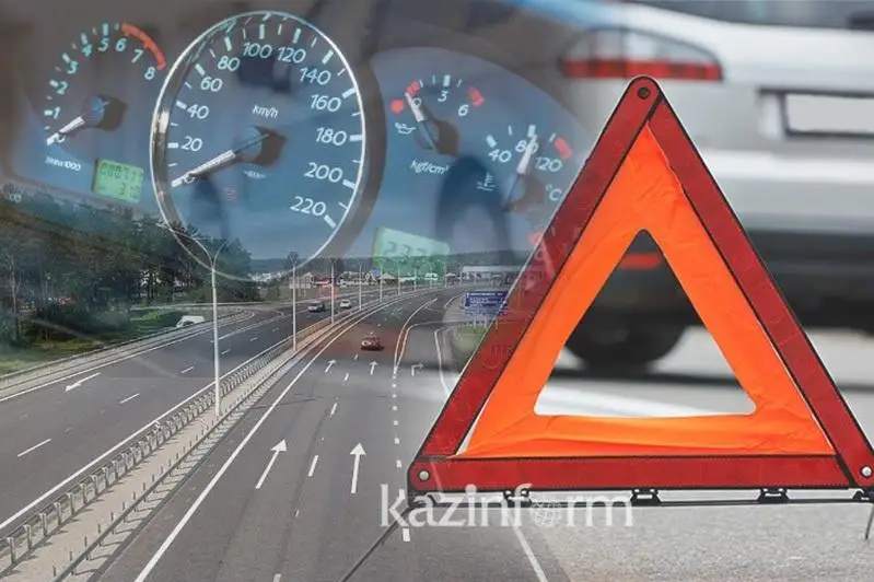 При столкновении двух авто взорвался газовый баллон в Актюбинской области: 6 человек погибли