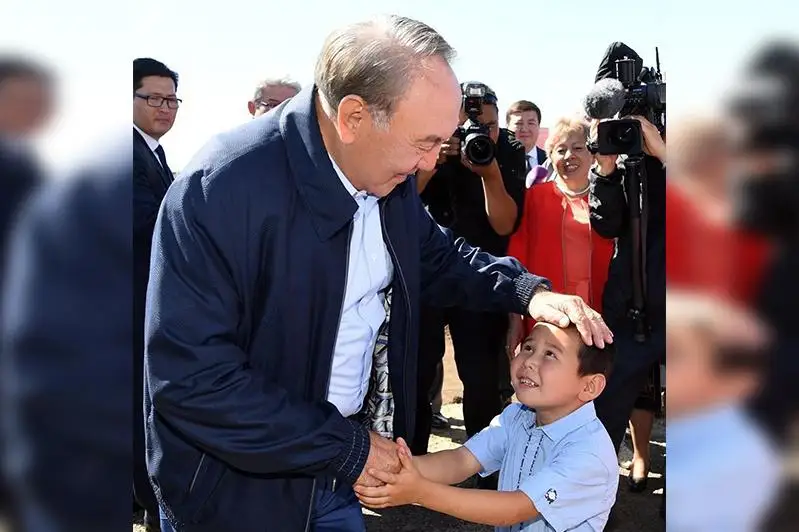 Бауыржан Байбек анонсировал четвертую волну выплат нуждающимся из фонда «Birgemiz»