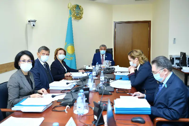 Поведение артистов на сцене и использование фонограммы теперь будут регулироваться законом