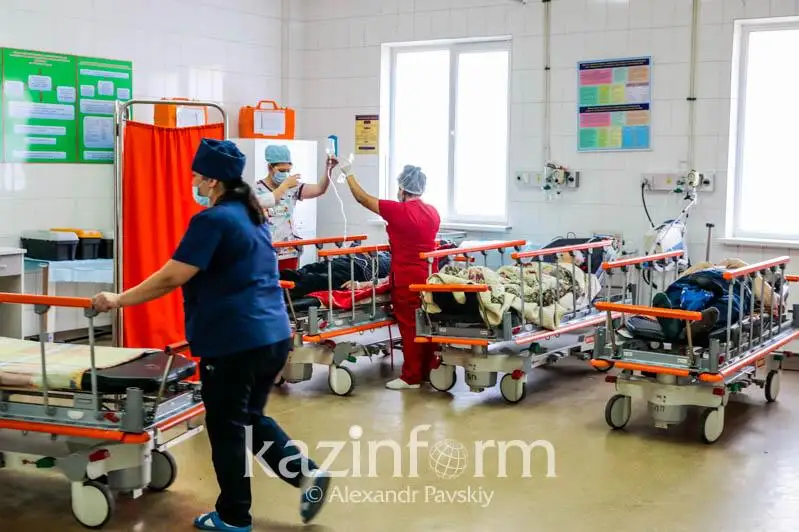 Около 1 тысячи человек за 20 дней доставили в провизорный госпиталь СКО