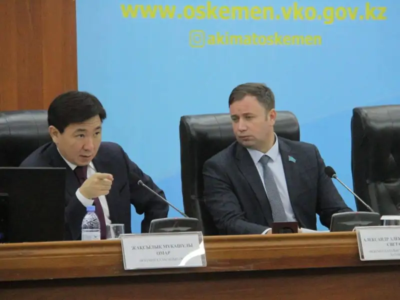 Аким Усть-Каменогорска устроил своим подчиненным экзамен на знание творчества Абая