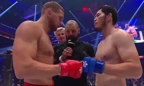 Четыре нокаута - итоги боев казахстанских боксеров на турнире в Москве