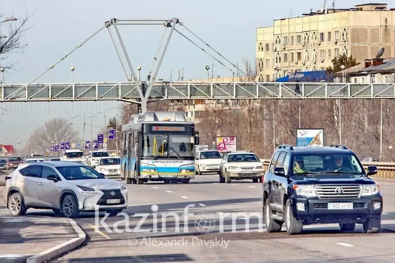В Алматы количество автомобилей снизилось в четыре раза из-за карантина