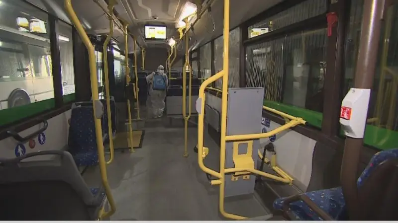 Препарат для дезинфекции столичного транспорта безопасен для человека