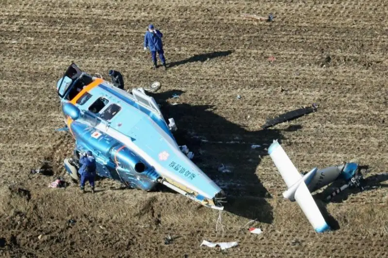 Вертолет с донорским сердцем совершил аварийную посадку в Японии, семь пострадавших