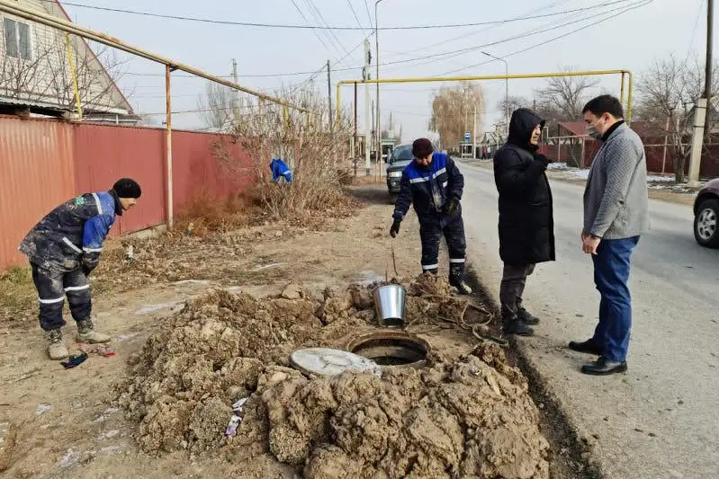 Ситуацию в микрорайоне Береке в Алматы взяла под контроль партийная комиссия
