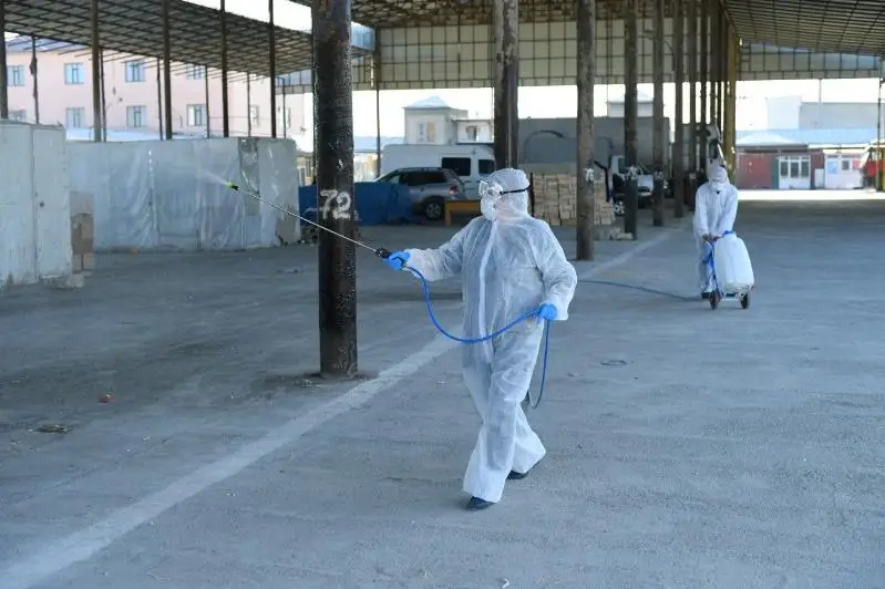 Мечети, рынки, школы дезинфицируют в Туркестанской области