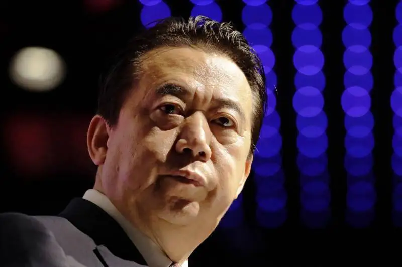 Экс-главу Интерпола приговорили в Китае к 13,5 годам заключения