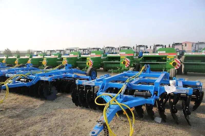 Жамбылским сельчанам - участникам пилотного проекта по повышению доходов вручили технику