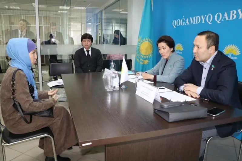 Мажилисмены провели прием граждан в Алатауском районе Алматы