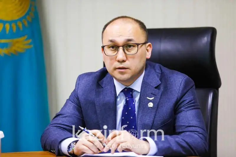 Даурен Абаев провел личный прием граждан в партии «Nur Otan»