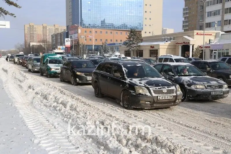 Как будут бороться с пробками в столице, рассказали в акимате
