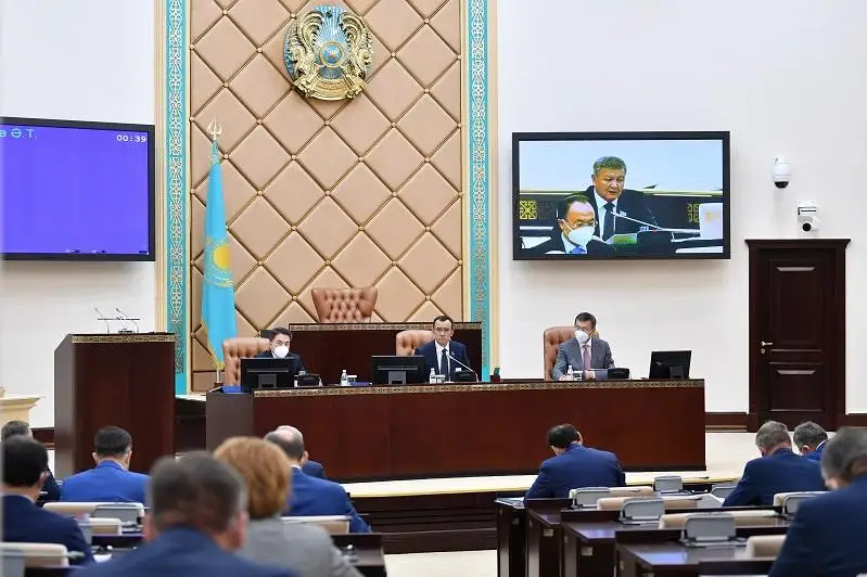 Сенат вернул в Мажилис законопроект о противодействии коррупции