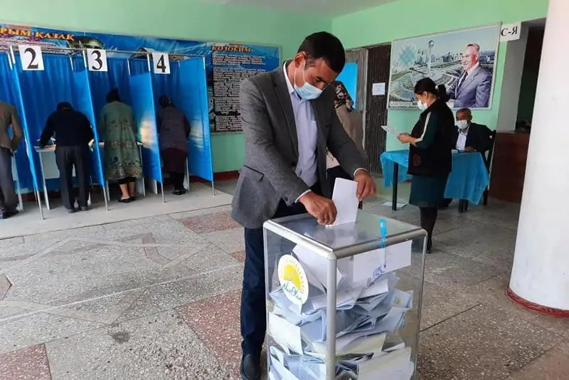 В Туркестанской области проголосовало около 73 тысяч членов партии «Nur Otan»