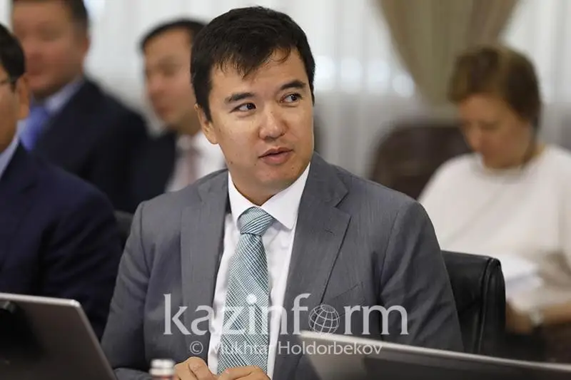 Рост цен на 10 видов продуктов будет сдерживать государство – Руслан Даленов