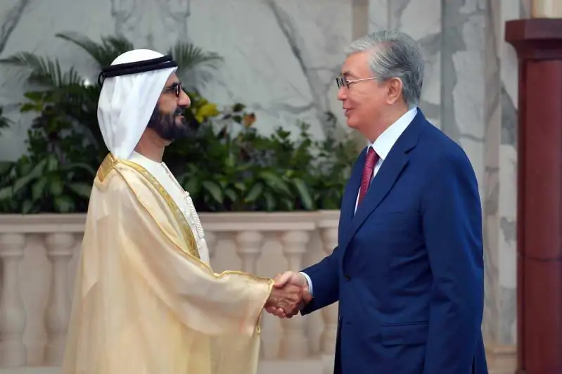 Глава государства встретился с Правителем Дубая шейхом Мухаммедом Аль Мактумом