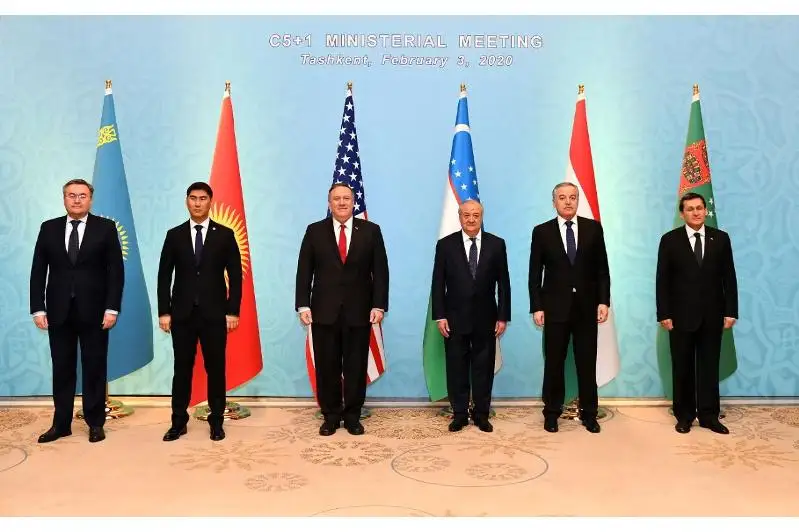 Министр иностранных дел РК принял участие в С5+1
