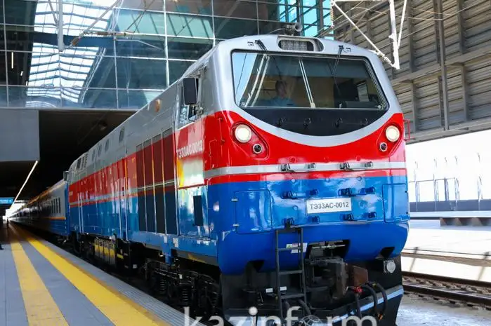 В Казахстане намерены запретить проход на перроны вокзалов безбилетных граждан