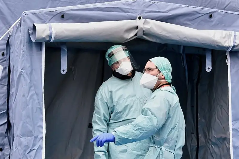 Коронавирус в Италии унес жизни 77 врачей