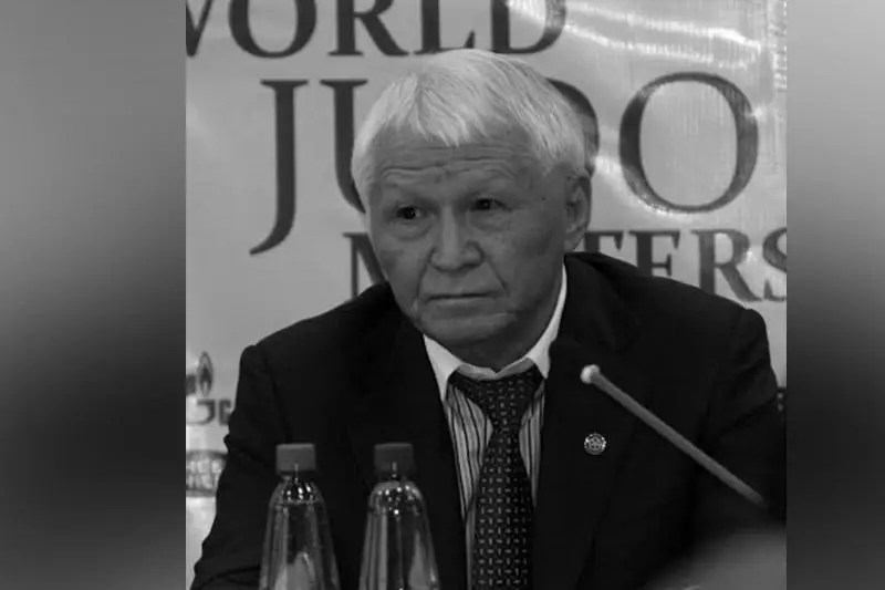 Скончался  известный  спортивный функционер Бекет Махмутов