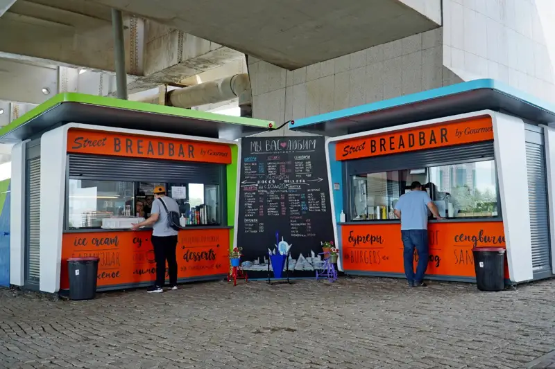 1700 рабочих мест создано в столице по программе «1000 мест. Уличная торговля»