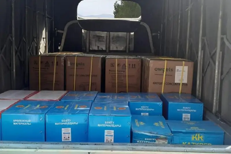 Районная больница в Туркестанской области получила в дар кислородные концентраторы