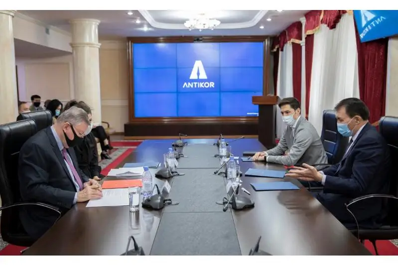 О всемирно известном портале Бразилии с декларациями чиновников рассказали Алику Шпекбаеву