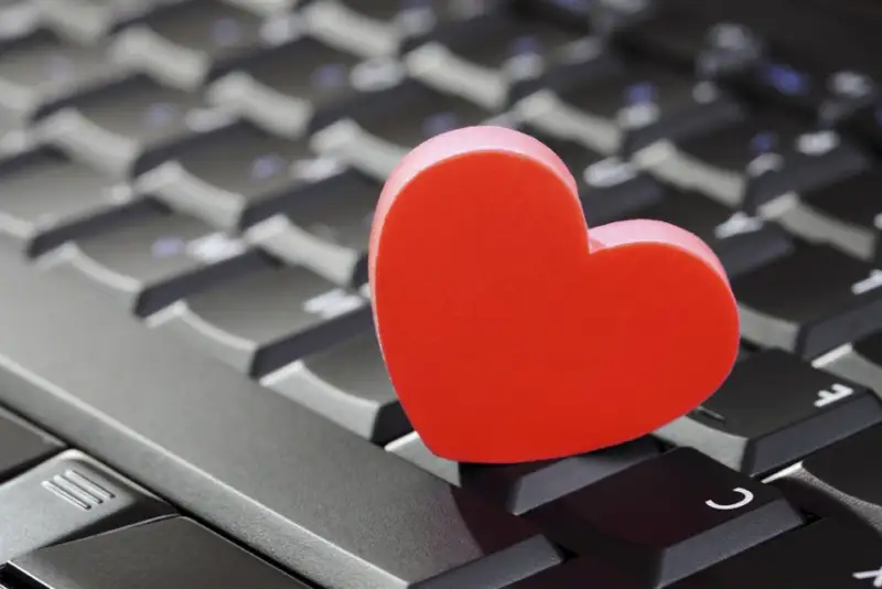 Правила съема: онлайн-ухажер обманул около 100 казахстанок