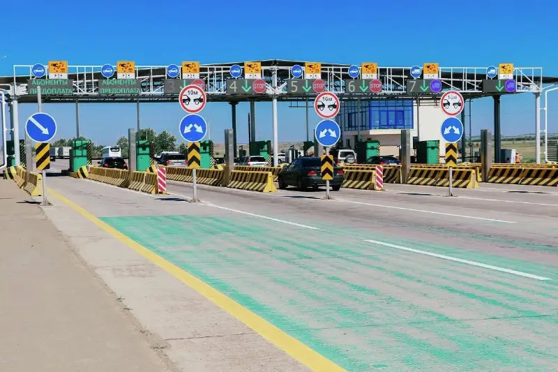 Платные дороги: чем оснащены пункты взимания платы