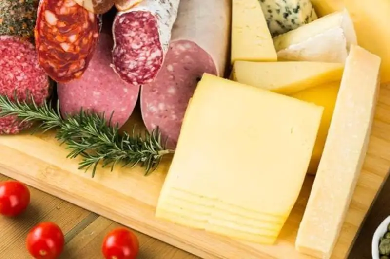 Сократить импорт сыра и колбасы намерены в СКО