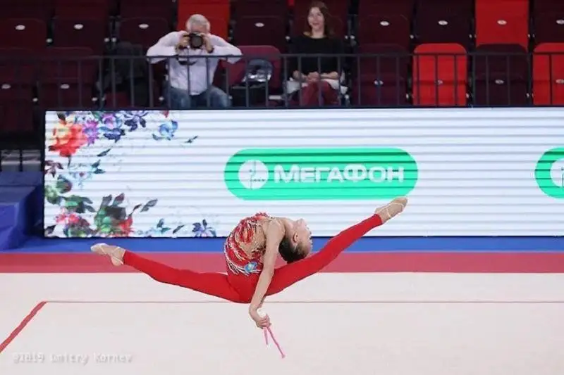 Эльжана Таниева стала четвертой на чемпионате мира по художественной гимнастике