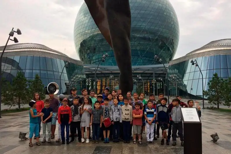 Акмолинские дети из малообеспеченных семей и состоящие на учете в полиции посетили столицу