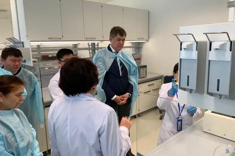 Лаборатория по проверке лекарств открылась в Нур-Султане