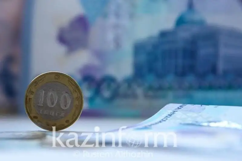 Какие усилия приняли в Нацбанке для удержания позиций тенге